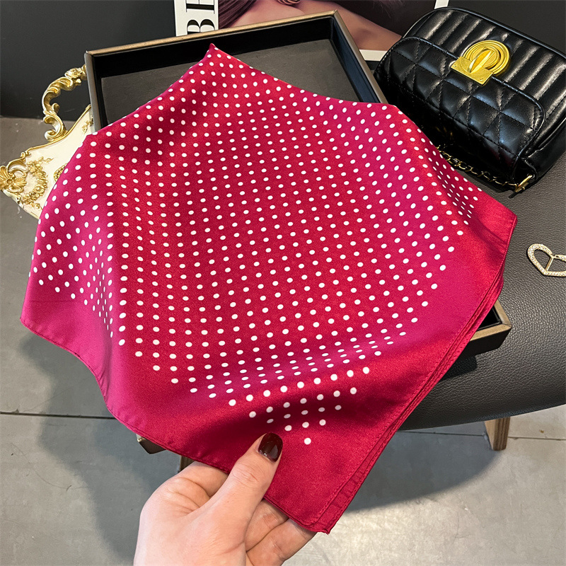 Luxus neue bedruckte Schals Da – Luxury Bags Trending Bewertung und Preis