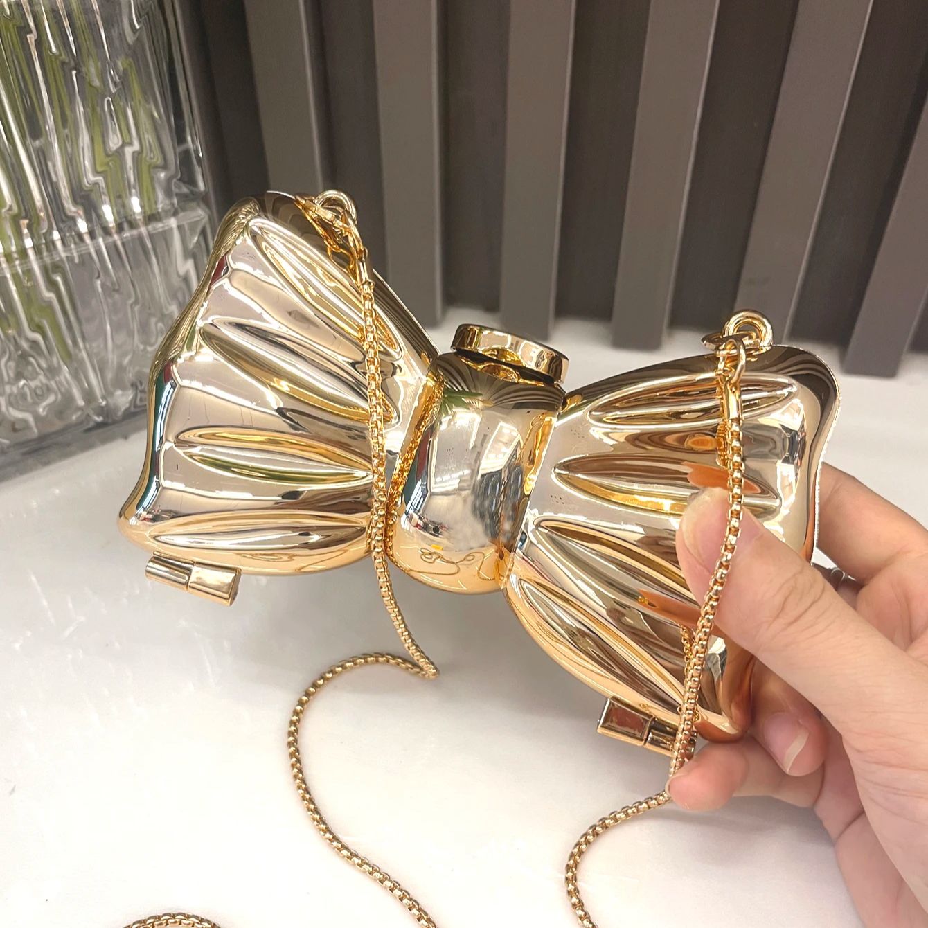 Goldene Abendtasche, Geldbörse – Luxury Bags Trending Bewertung und Preis